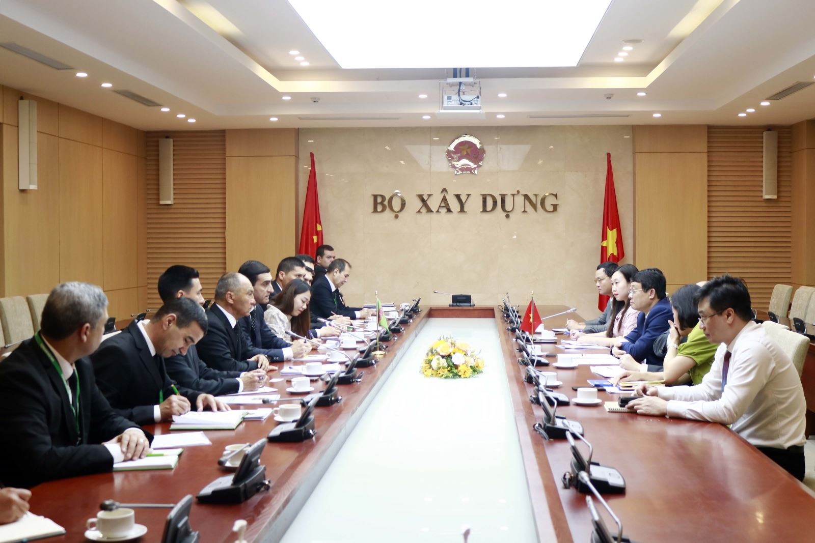 Thúc đẩy hợp tác giữa Việt Nam và Turkmenistan trong lĩnh vực xây dựng và thương mại Thúc đẩy hợp tác giữa Việt Nam và Turkmenistan trong lĩnh vực xây dựng và thương mại