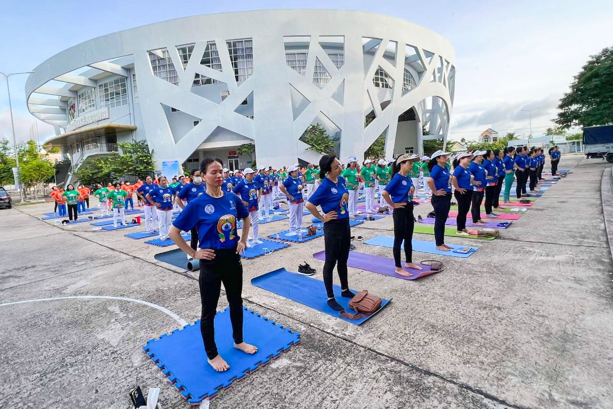 Kiên Giang: Gần 400 vận động viên, hội viên hưởng ứng Ngày Quốc tế Yoga Kiên Giang: Gần 400 vận động viên, hội viên hưởng ứng Ngày Quốc tế Yoga