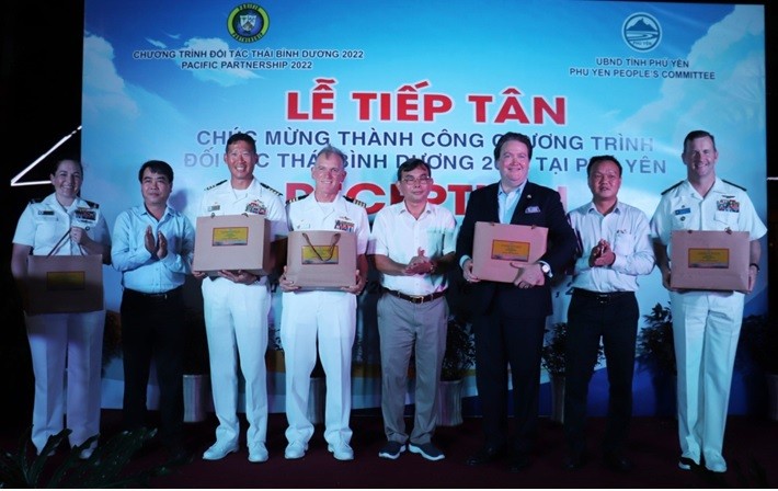 Góp phần tăng cường mối quan hệ hợp tác toàn diện giữa Hoa Kỳ và Việt Nam Góp phần tăng cường mối quan hệ hợp tác toàn diện giữa Hoa Kỳ và Việt Nam