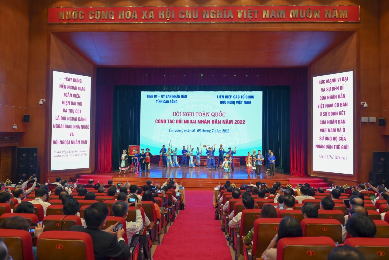 Nâng cao hiệu quả đối ngoại nhân dân trong tình hình mới Nâng cao hiệu quả đối ngoại nhân dân trong tình hình mới