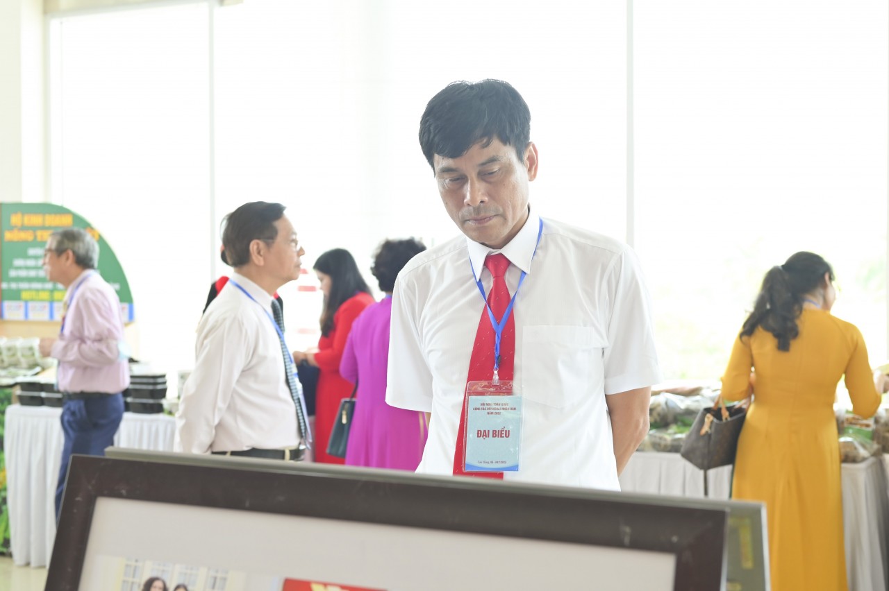 Những "trái ngọt" từ đối ngoại nhân dân Những "trái ngọt" từ đối ngoại nhân dân