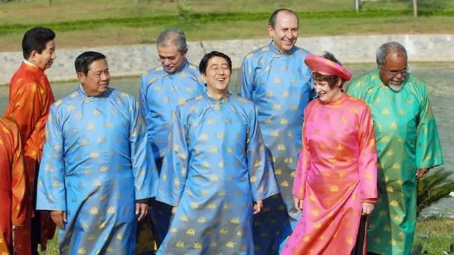 Vietnam's Leaders Pay Tribute to Former Japan PM Shinzo Abe Vietnam's Leaders Pay Tribute to Former Japan PM Shinzo Abe