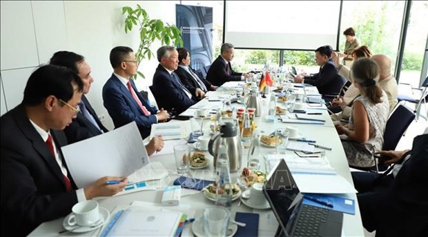 Chief Justice of Supreme People's Court Visits Germany, France Chief Justice of Supreme People's Court Visits Germany, France