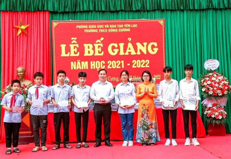 Trường THCS Đồng Cương (Vĩnh Phúc): Thầy cô giáo là tài sản quý giá