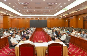 Bàn giải pháp về mô hình 