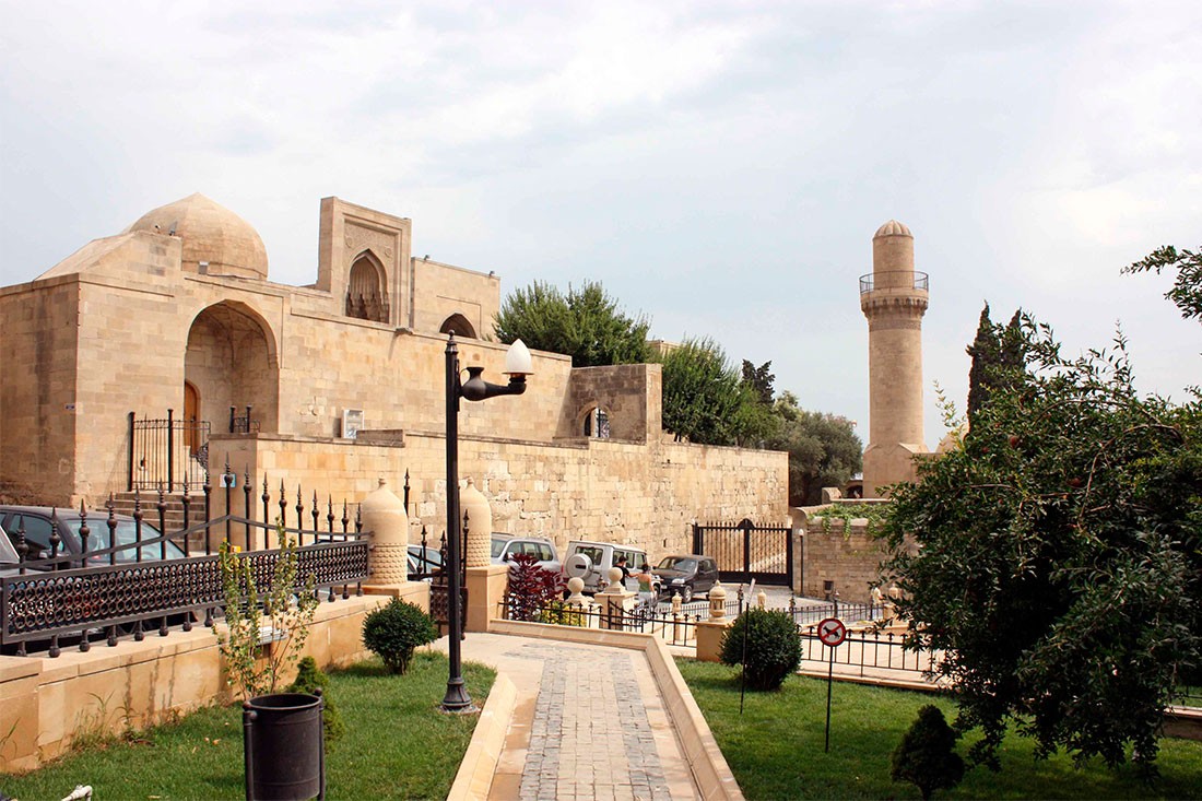 Azerbaijan: 9 địa điểm du lịch nổi tiếng ở Thủ đô Baku Azerbaijan: 9 địa điểm du lịch nổi tiếng ở Thủ đô Baku
