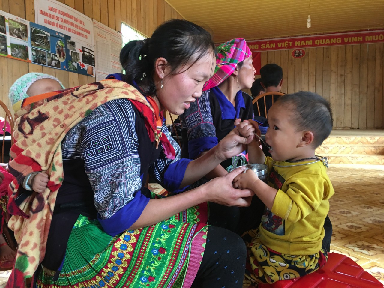 Nhiều trẻ em, phụ nữ mang thai tại Yên Bái, Sơn La đã có bữa ăn giàu dinh dưỡng Nhiều trẻ em, phụ nữ mang thai tại Yên Bái, Sơn La đã có bữa ăn giàu dinh dưỡng