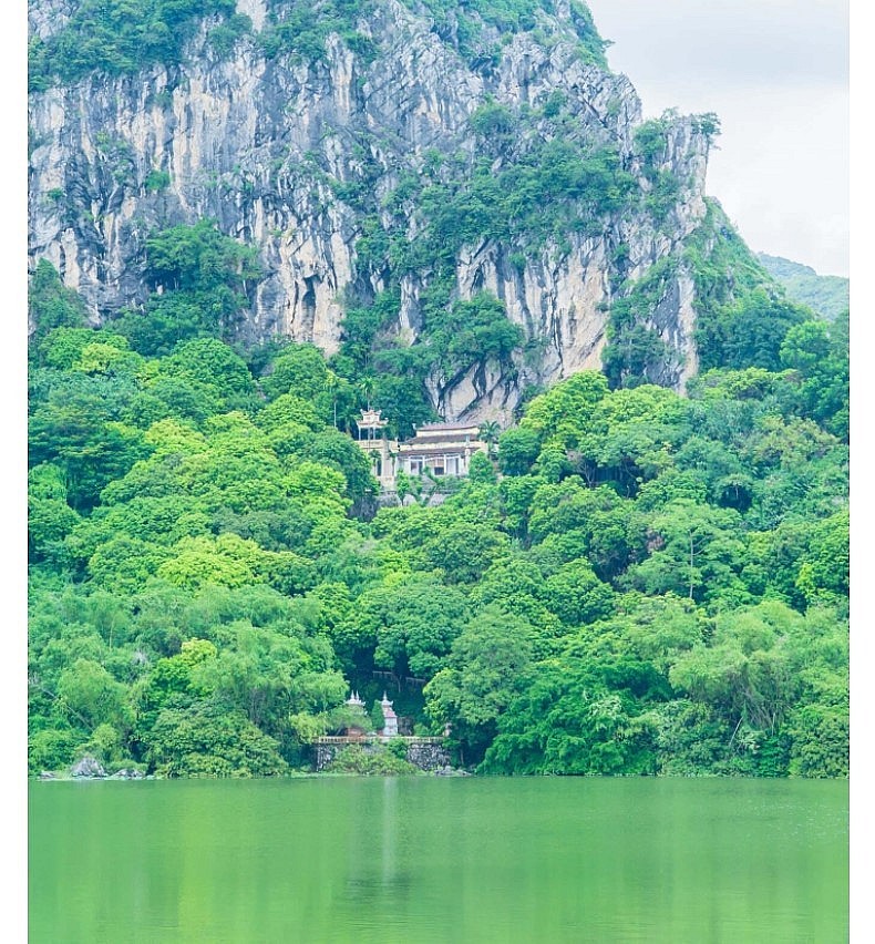 Tuy Lai Lake - A Heaven Of Peace Away From Bustling Cities