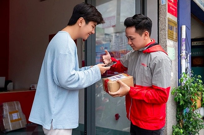 Vietnam Makes Up 15% of Total Online Shopping Market in South East Asia Vietnam Makes Up 15% of Total Online Shopping Market in Southeast Asia