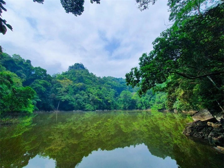 Jump into the Largest Freshwater Lake in Vietnam