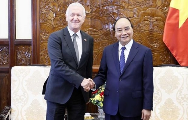 President Nguyen Xuan Phuc receives Swiss Ambassador Ivo Sieber in Hanoi on July 12 (Photo: VNA) President Nguyen Xuan Phuc receives Swiss Ambassador Ivo Sieber in Hanoi on July 12 (Photo: VNA)