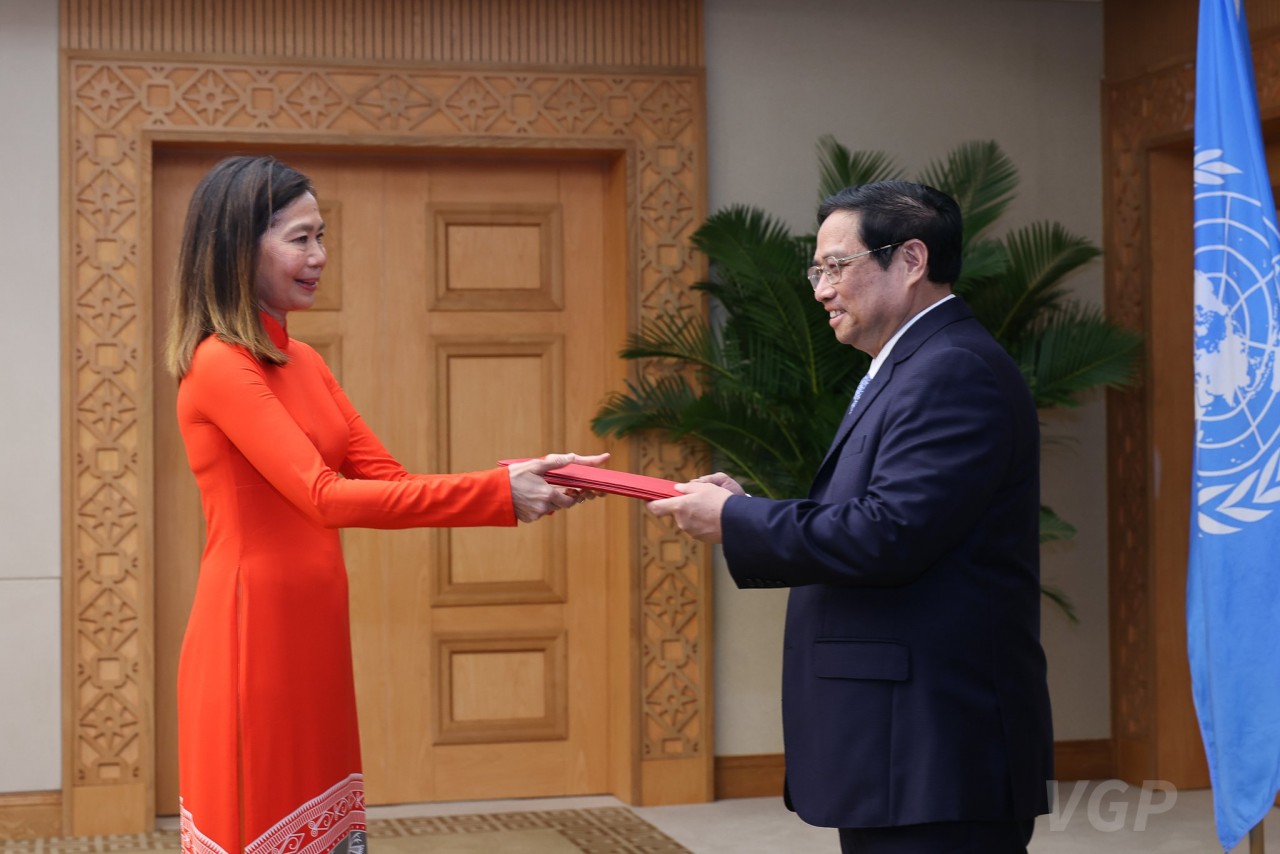 New UN Resident Coordinator in Vietnam Presents Credentials New UN Resident Coordinator in Vietnam Presents Credentials