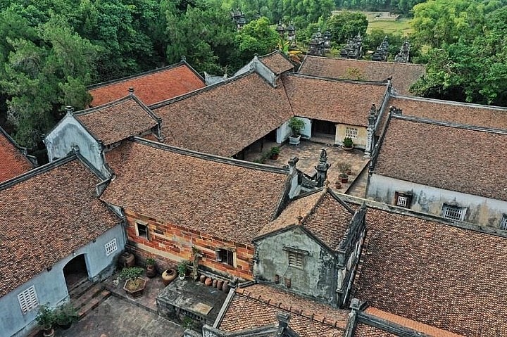 The pagoda with the largest and most beautiful tower garden in Vietnam Seeking Spirituality in Bac Giang's Garden of Towers