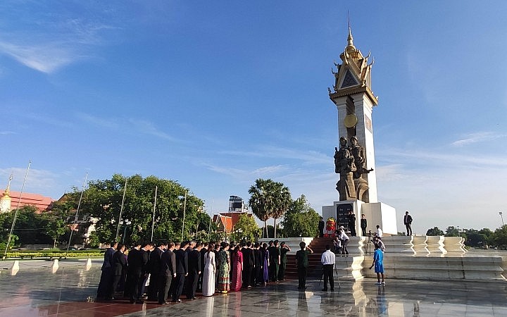 Cambodia built a preservation house for the remains of Vietnamese martyrs and volunteers Cambodia built a preservation house for the remains of Vietnamese soldiers and volunteers