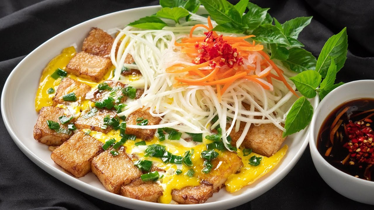 Lonely Planet liệt kê 6 món ăn đường phố nhất định du khách phải thử khi đến Việt Nam Lonely Planet liệt kê 6 món ăn đường phố nhất định du khách phải thử khi đến Việt Nam