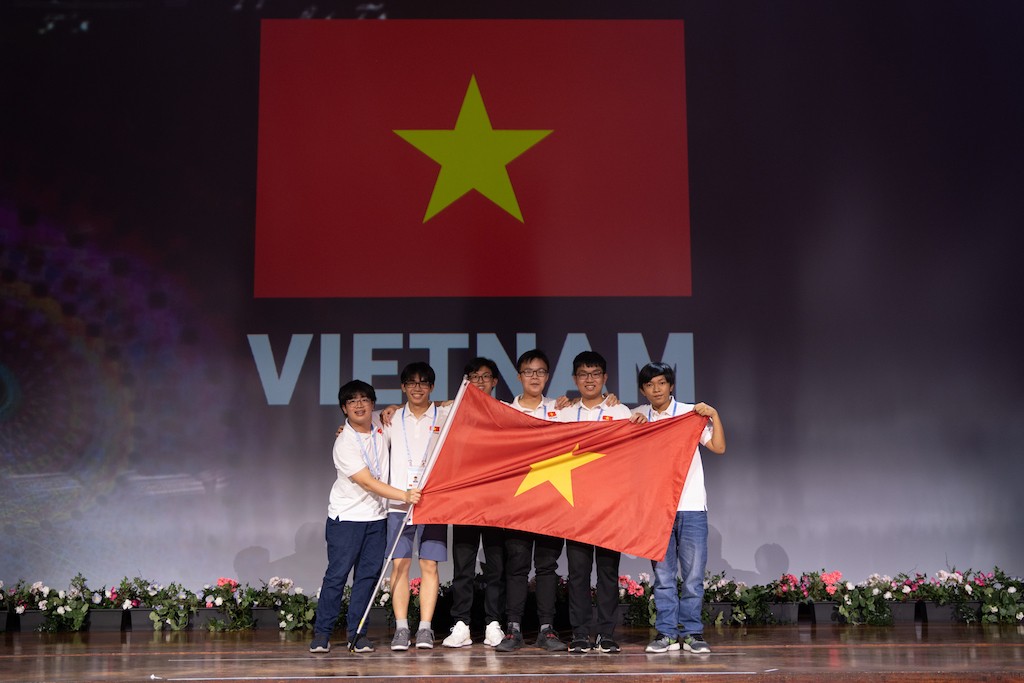 All Vietnamese Students Win Medals at Int’l Mathematical Olympiad 2022 All Vietnamese Students Win Medals at Int’l Mathematical Olympiad 2022