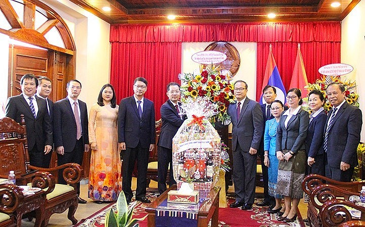 Vietnam, Laos Mark 45 Years of Bilateral Treaty of Amity and Cooperation Vietnam, Laos Mark 45 Years of Bilateral Treaty of Amity and Cooperation