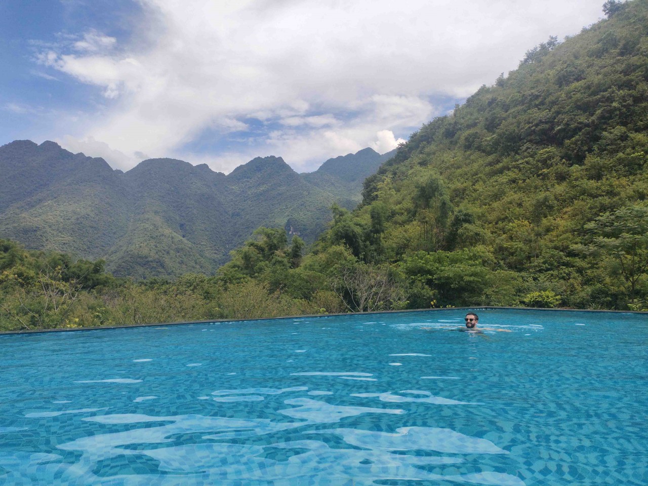 Mai Chau - The Ideal Weekend Retreat from the City Du Lich Around: Mai Chau - The Ideal Weekend Retreat from the City