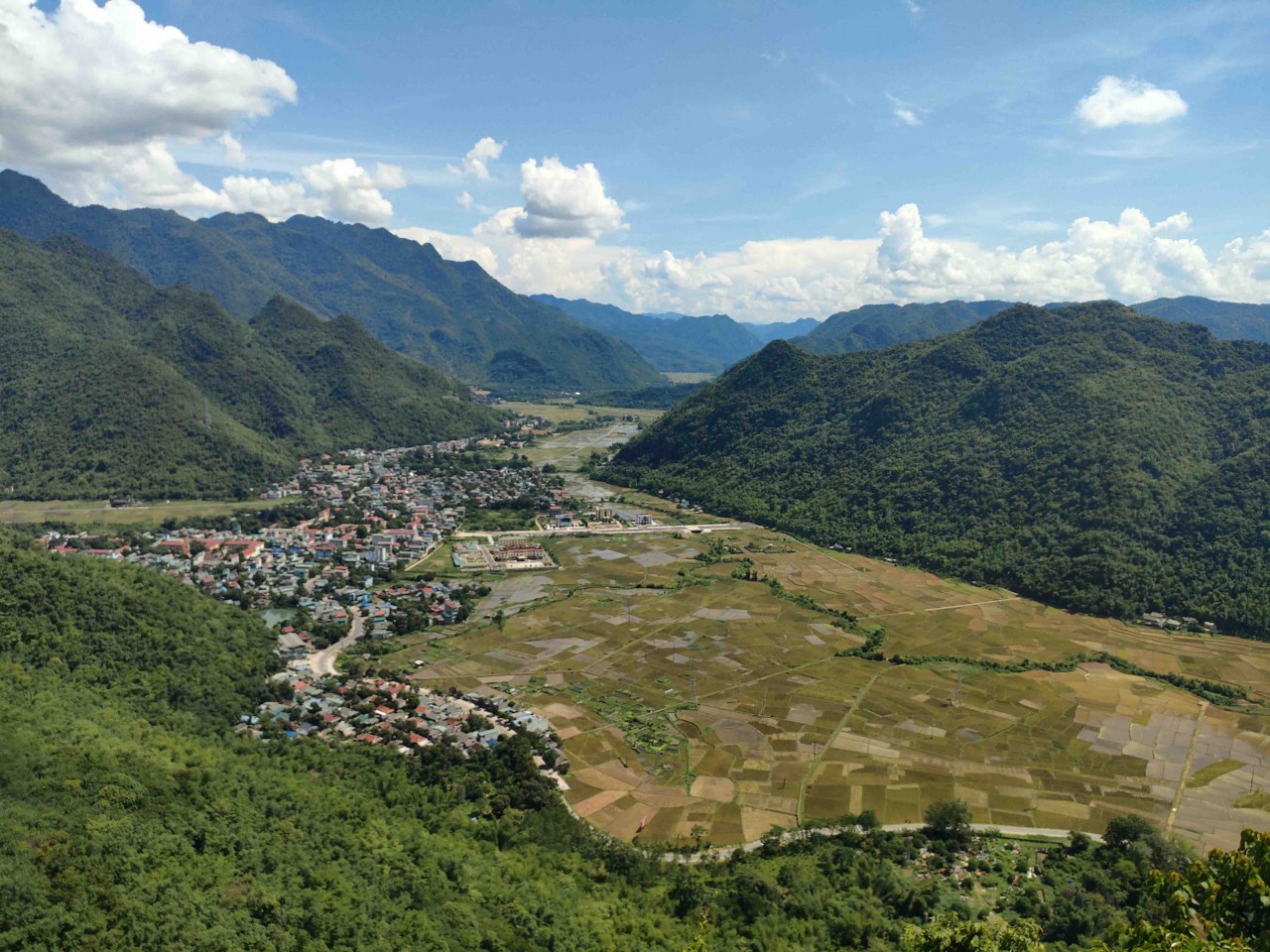 Mai Chau - The Ideal Weekend Retreat from the City mai, chau