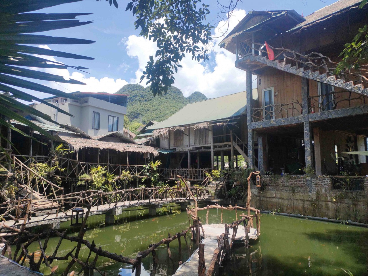Mai Chau - The Ideal Weekend Retreat from the City Du Lich Around: Mai Chau - The Ideal Weekend Retreat from the City