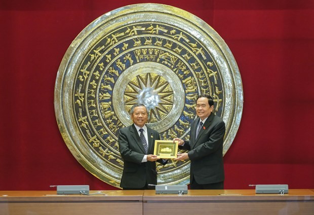 Vietnam to Support Laos in Personnel Training: Top Legislator Vietnam to Support Laos in Personnel Training: Top Legislator