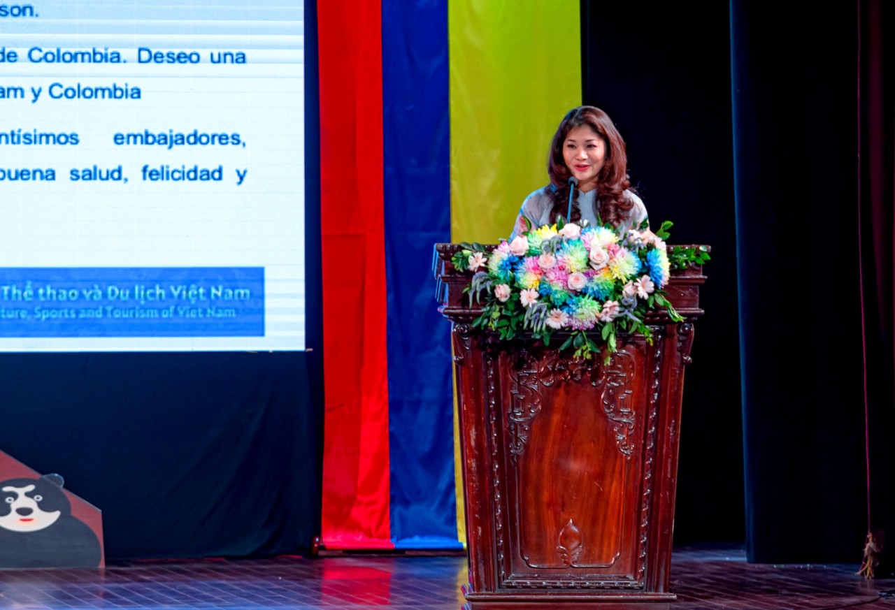 Special Colombian Art Exchange Program in Hanoi Special Colombian Art Exchange Program in Hanoi