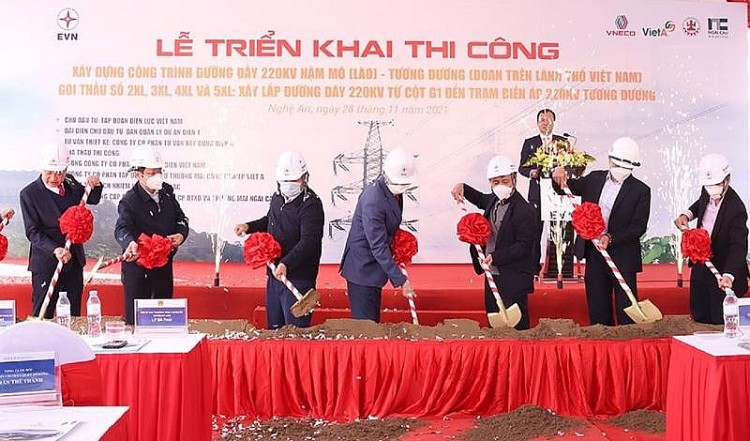 Các dự án mua điện từ Lào cần tiếp tục được đẩy nhanh tiến độ. Các dự án mua điện từ Lào cần tiếp tục được đẩy nhanh tiến độ.