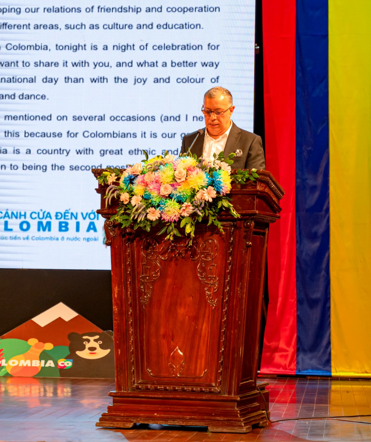 Tổ chức Chương trình giao lưu nghệ thuật Colombia tại Việt Nam Tổ chức Chương trình giao lưu nghệ thuật Colombia tại Việt Nam