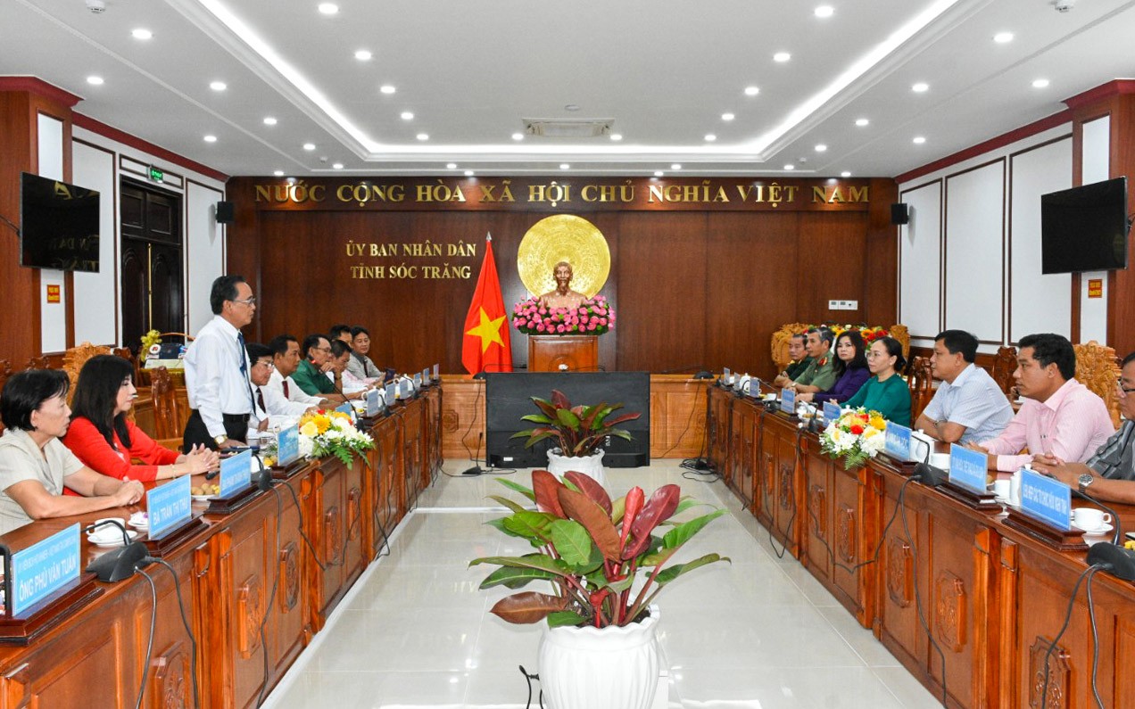 Hỗ trợ người Khmer gốc Việt ổn định cuộc sống tại Campuchia Hỗ trợ người Khmer gốc Việt ổn định cuộc sống tại Campuchia