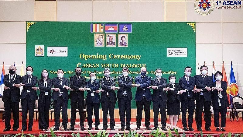 Trưởng đoàn đại biểu thanh niên các nước tại Lễ khai mạc Chương trình Đối thoại thanh niên ASEAN lần thứ nhất năm 2022. Trưởng đoàn đại biểu thanh niên các nước tại Lễ khai mạc Chương trình Đối thoại thanh niên ASEAN lần thứ nhất năm 2022.
