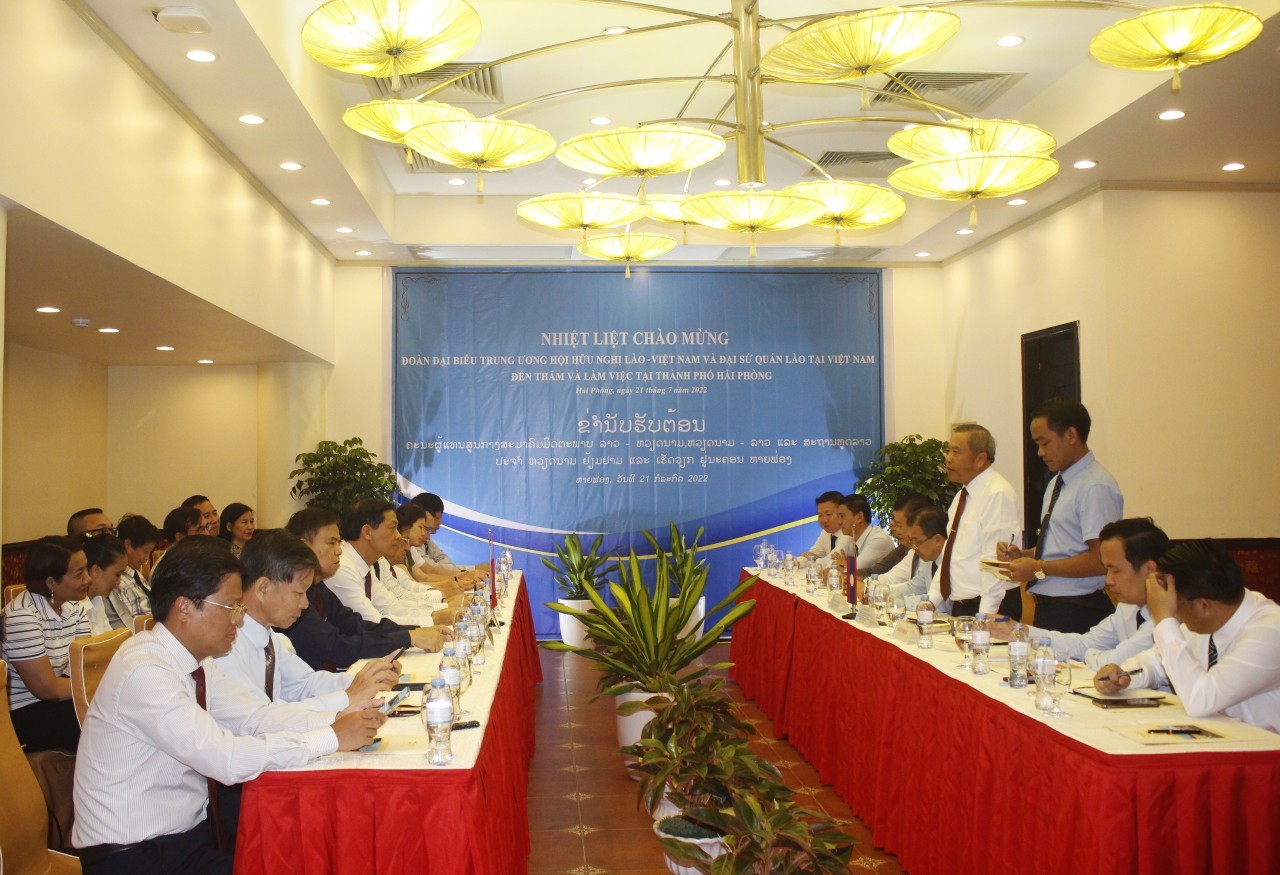 Chủ tịch Trung ương Hội hữu nghị Lào - Việt Nam Boviengkham Vongdara đã có chuyến thăm xã giao tới lãnh đạo thành phố Hải Phòng (Ảnh: Thành Luân).