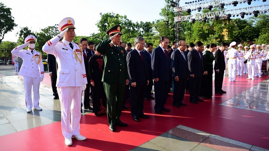 Party, State Leaders Commemorate Heroes, Martyrs Party, State Leaders Commemorate Heroes, Martyrs