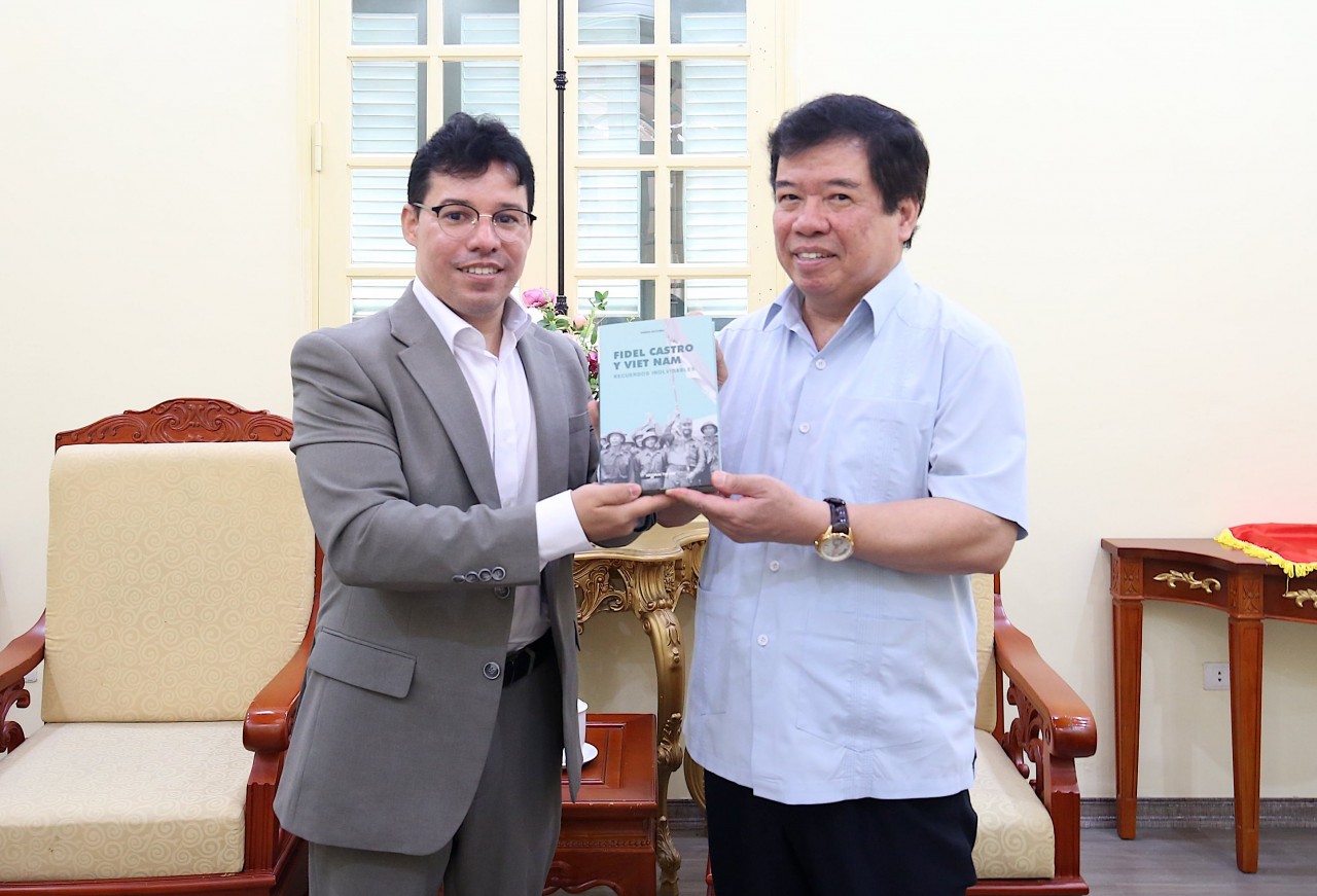 Phó Chủ tịch Hội hữu nghị Cuba - Việt Nam: Truyền tải lịch sử hữu nghị thông qua môn học lịch sử Phó Chủ tịch Hội hữu nghị Cuba - Việt Nam: Truyền tải lịch sử hữu nghị thông qua môn học lịch sử