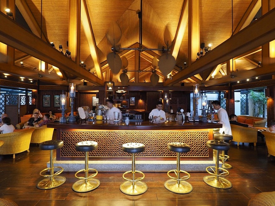 US Magazine Readers Vote 10 Best Bars In Vietnam US Magazine Readers Vote 10 Best Bars In Vietnam
