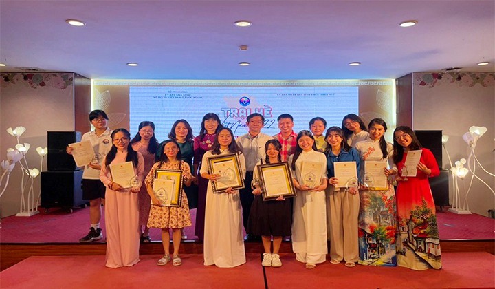 Trại hè Việt Nam 2022: Lan tỏa tình yêu tiếng Việt qua cuộc thi kể chuyện Trại hè Việt Nam 2022: Lan tỏa tình yêu tiếng Việt qua cuộc thi kể chuyện