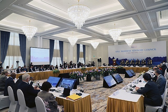 President Highlights Good Opportunities for APEC Investors in Vietnam President Highlights Good Opportunities for APEC Investors in Vietnam