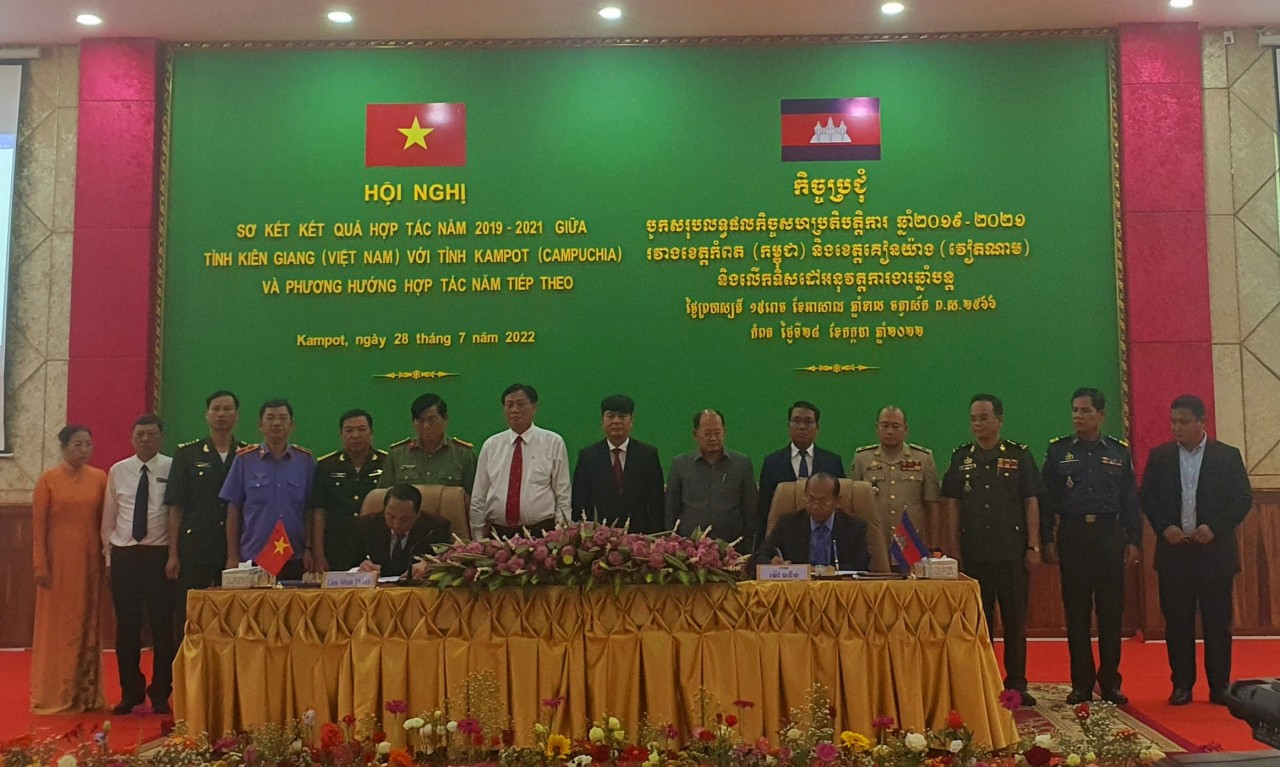 Kiên Giang và tỉnh Kampot (Campuchia) hợp tác trong 6 lĩnh vực Kiên Giang và tỉnh Kampot (Campuchia) hợp tác trong 6 lĩnh vực