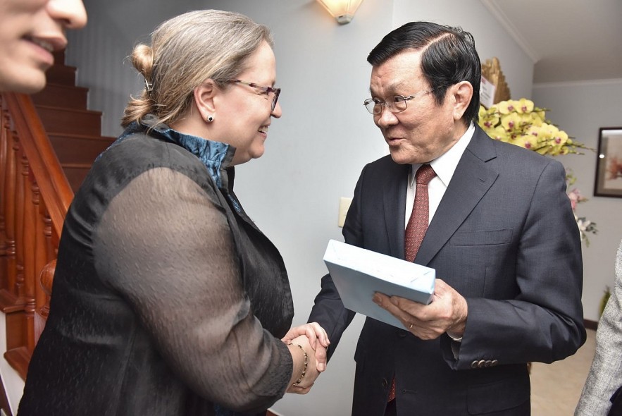 Unforgettable Tenure of US Consul General in Vietnam Unforgettable Tenure of US Consul General in Vietnam