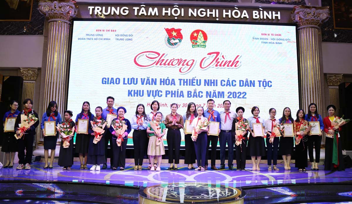 Ngày hội Văn hóa thiếu nhi các dân tộc khu vực phía Bắc Ngày hội Văn hóa thiếu nhi các dân tộc khu vực phía Bắc