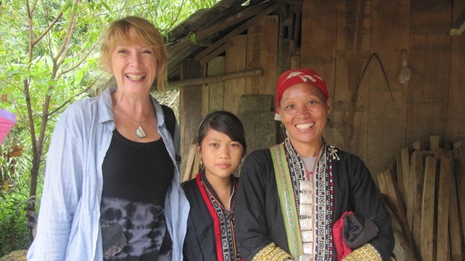 Mesmerized by Vietnamese Handicraft, Australian Designer Build Fashion Brand in Hanoi Mesmerized by Vietnamese Handicraft, Australian Designer Build Fashion Brand in Hanoi
