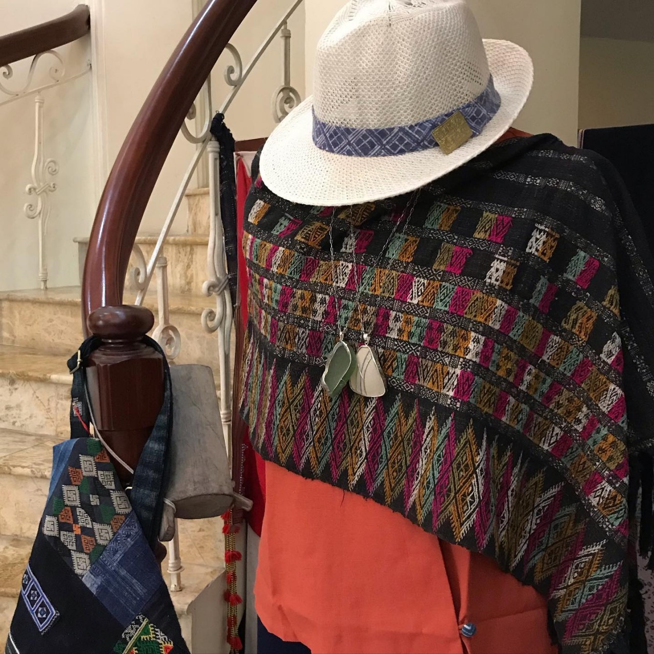 Mesmerized by Vietnamese Handicraft, Australian Designer Build Fashion Brand in Hanoi Mesmerized by Vietnamese Handicraft, Australian Designer Build Fashion Brand in Hanoi