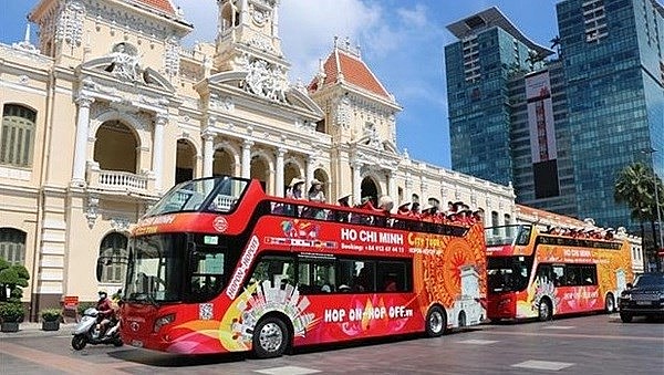 Tourists in Ho Chi Minh City. Photo: VNA Tourists in Ho Chi Minh City. Photo: VNA