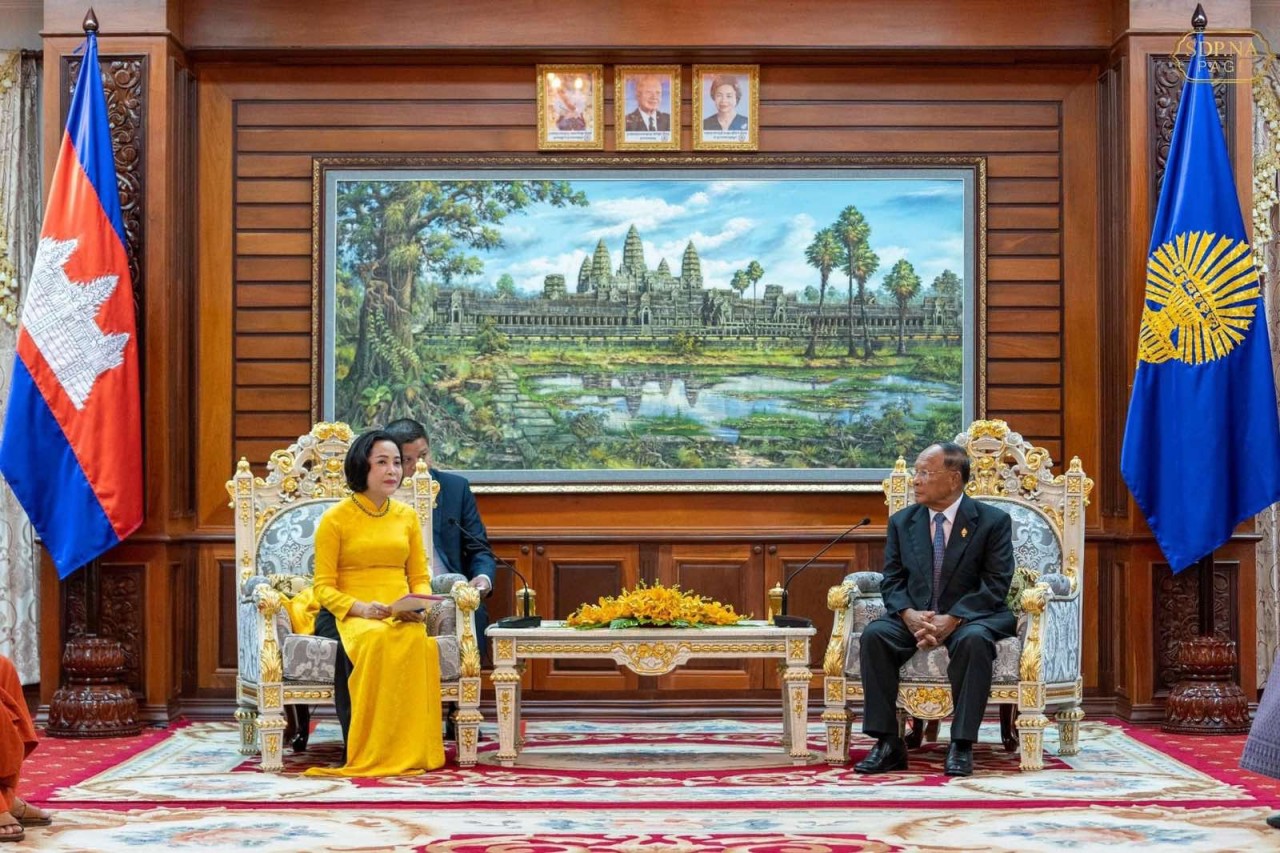 Quan hệ hữu nghị chiến lược, truyền thống Việt Nam - Campuchia mãi mãi bền vững Quan hệ hữu nghị chiến lược, truyền thống Việt Nam - Campuchia mãi mãi bền vững