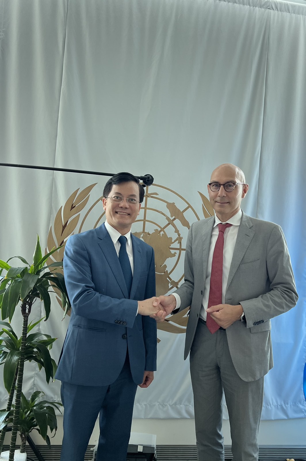 Việt Nam thực hiện nghiêm túc và đầy đủ các nghĩa vụ quốc gia của mình với IAEA Việt Nam thực hiện nghiêm túc và đầy đủ các nghĩa vụ quốc gia của mình với IAEA