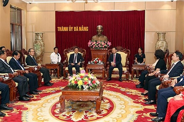 Thành phố Đà Nẵng tăng cường hợp tác với 5 tỉnh Nam Trung Lào | Chính trị | Vietnam+ (VietnamPlus) Thành phố Đà Nẵng tăng cường hợp tác với 5 tỉnh Nam Trung Lào | Chính trị | Vietnam+ (VietnamPlus)