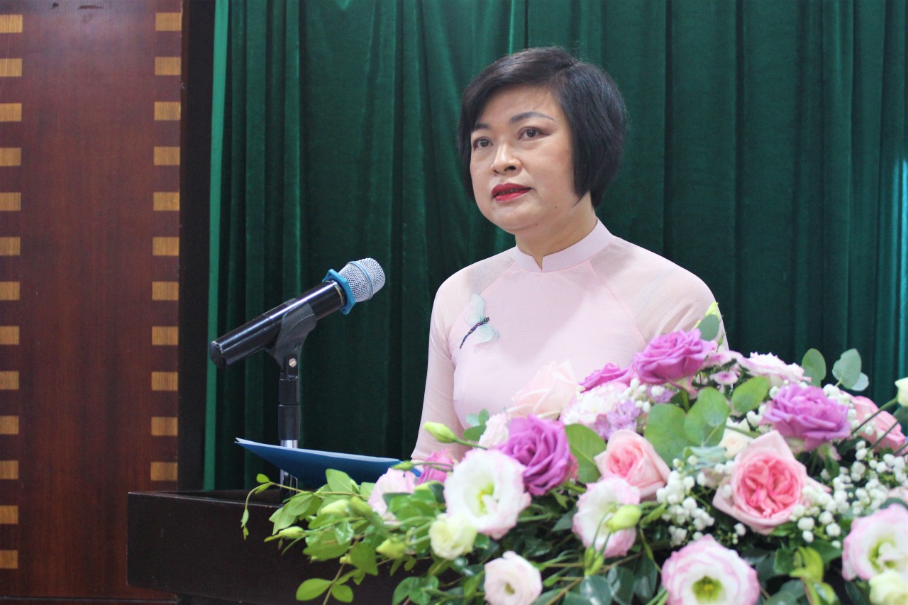 Bà Phan Lan Tú trúng cử Chủ tịch Hội hữu nghị Việt Nam - Ấn Độ TP Hà Nội nhiệm kỳ 2022 – 2027 Bà Phan Lan Tú trúng cử Chủ tịch Hội hữu nghị Việt Nam - Ấn Độ TP Hà Nội nhiệm kỳ 2022 – 2027