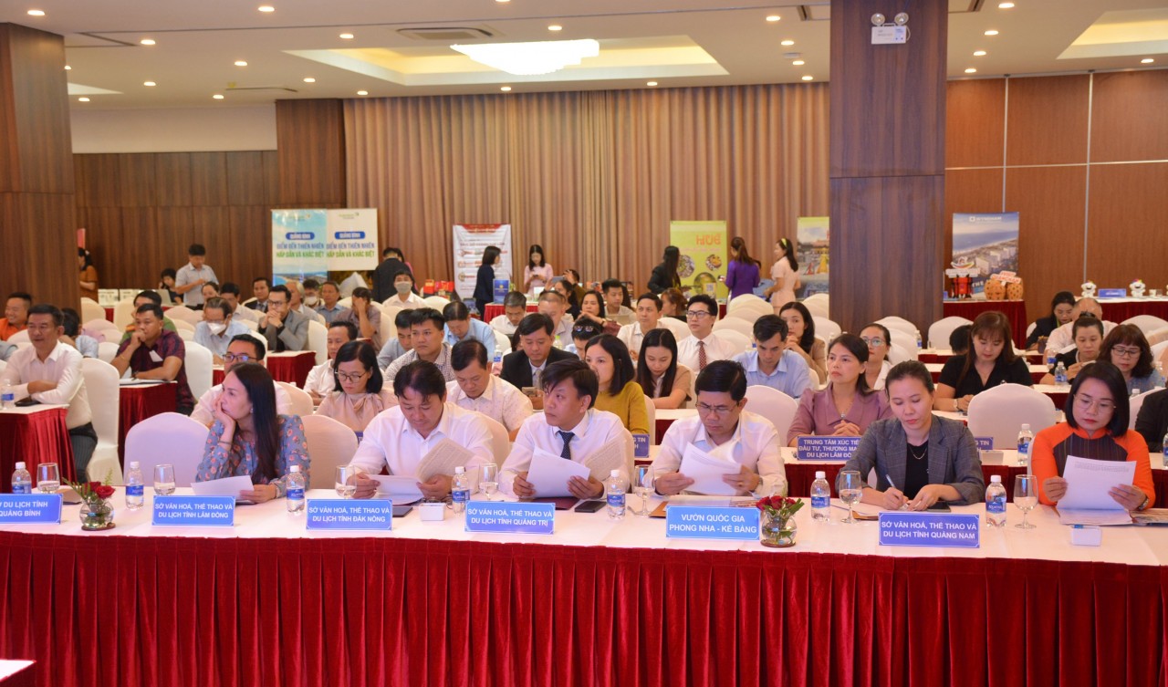 "5 địa phương-một điểm đến" quảng bá "Miền di sản diệu kỳ" "5 địa phương-một điểm đến" quảng bá "Miền di sản diệu kỳ"