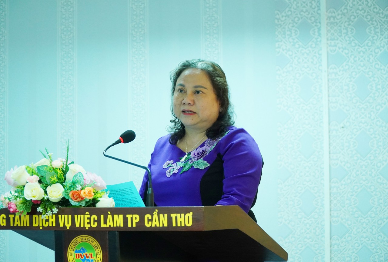 Cần Thơ: 67 học sinh hoàn cảnh khó khăn được tặng xe đạp
