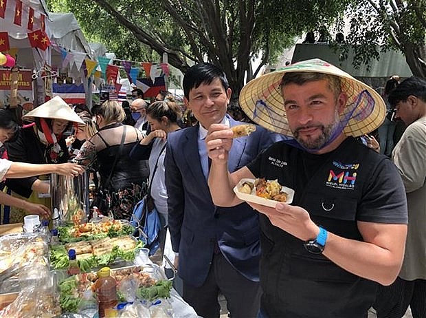 Kỷ niệm 55 năm thành lập ASEAN: Quảng bá văn hóa ASEAN tại Mexico | ASEAN | Vietnam+ (VietnamPlus) Kỷ niệm 55 năm thành lập ASEAN: Quảng bá văn hóa ASEAN tại Mexico | ASEAN | Vietnam+ (VietnamPlus)