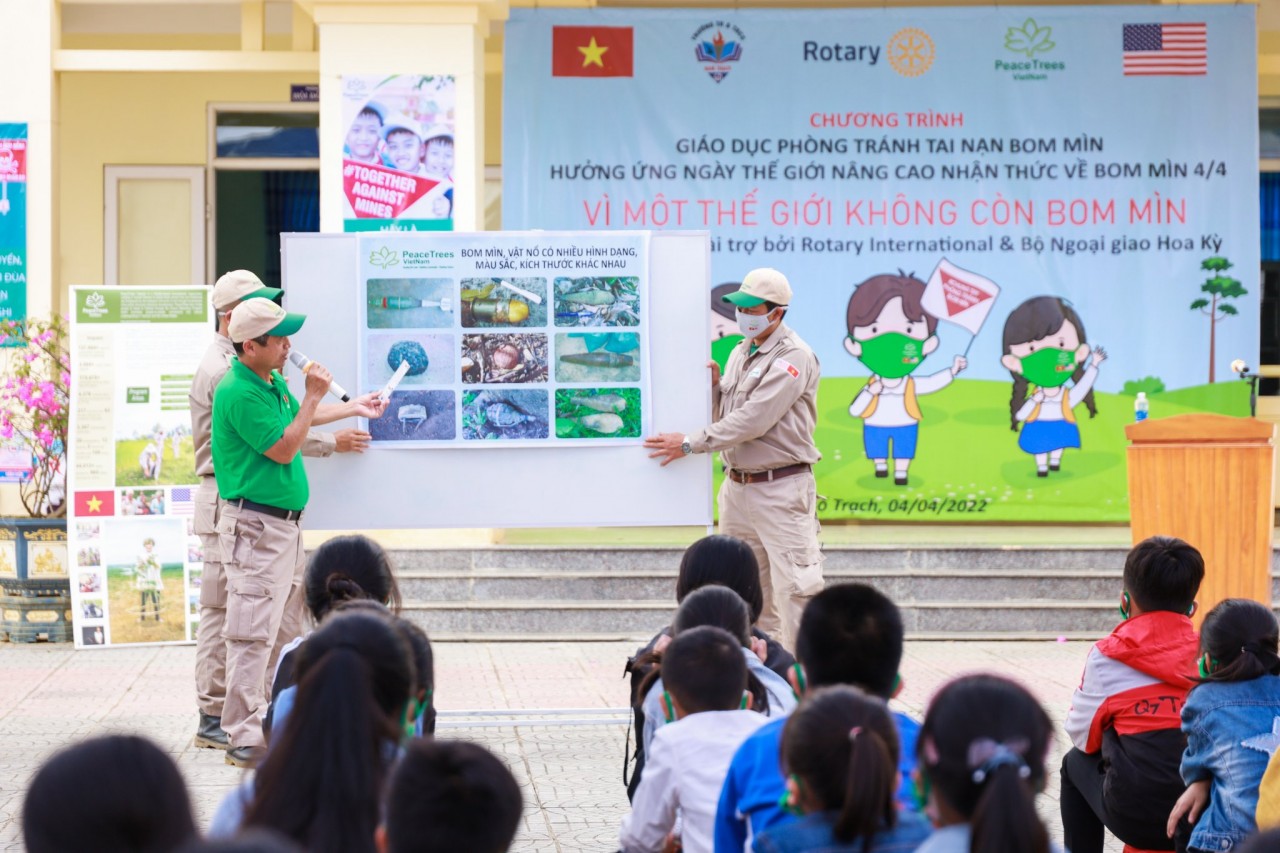 Quang Binh: PeaceTrees Clears 1,5 million m2 of Land in Phase I Quang Binh: PeaceTrees Clears 1,5 million m2 of Land in Phase I
